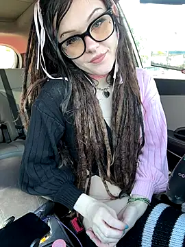 BlaizeyBBy online show from September 23, 2025, 11:08 pm