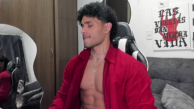 Alessandro Vanni online show from February 10, 2026, 3:32 am