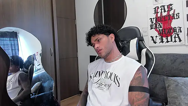 Alessandro Vanni online show from February 19, 2026, 2:57 pm