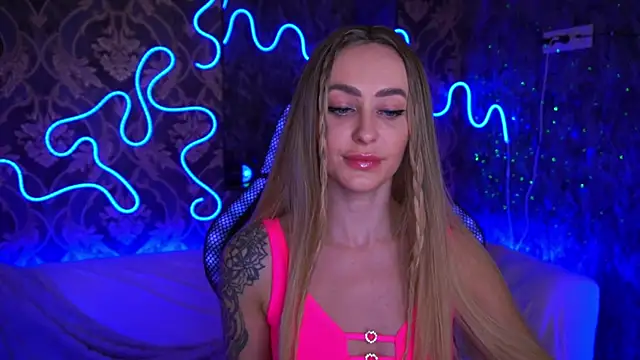 GraceCandy online show from December 4, 2024, 9:24 pm