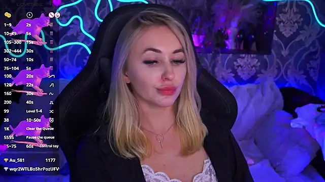 GraceCandy online show from February 8, 2025, 4:03 am