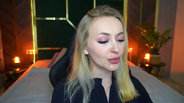 GraceCandy online show from March 4, 2025, 11:11 pm