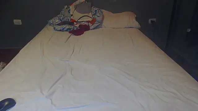 Snapshot of Tattoodreams_lucy chatting on April 29, 2026, 12:59 am Tattoodreams lucy online show from April 29, 2026, 12:59 am