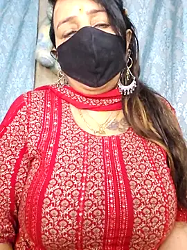 cute-tanvi online show from February 25, 2026, 12:31 am