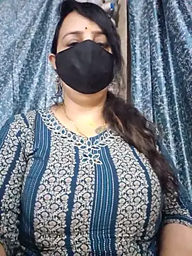 Snapshot of cute-tanvi chatting on July 1, 2026, 12:56 am cute-tanvi online show from July 1, 2026, 12:56 am