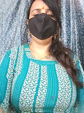 Snapshot of cute-tanvi chatting on July 14, 2026, 2:05 am cute-tanvi online show from July 14, 2026, 2:05 am