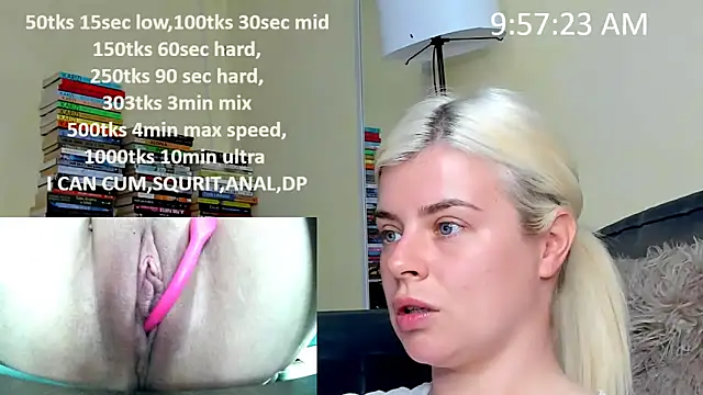 queenofthenighttt online show from April 14, 2026, 7:58 am