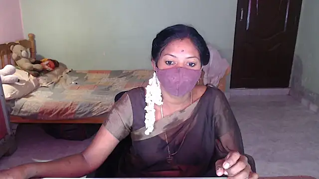 Snapshot of Novapol chatting on June 14, 2026, 5:53 am Novapol online show from June 14, 2026, 5:53 am