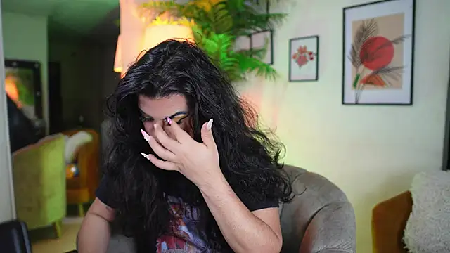 Snapshot of artechloe chatting on February 27, 2025, 1:05 am artechloe online show from February 27, 2025, 1:05 am