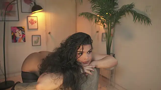 Snapshot of artechloe chatting on December 18, 2025, 11:11 pm artechloe online show from December 18, 2025, 11:11 pm