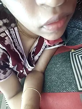 Snapshot of Lavanya_Shah chatting on April 2, 2026, 6:44 am Lavanya Shah online show from April 2, 2026, 6:44 am