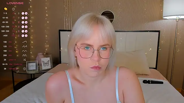 bellatip online show from October 18, 2025, 12:57 am