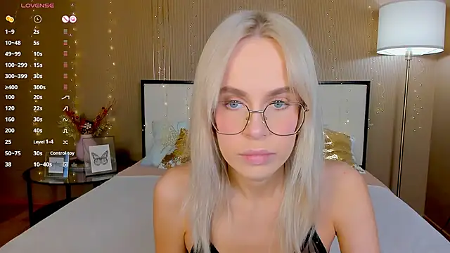 bellatip online show from April 9, 2026, 12:43 am