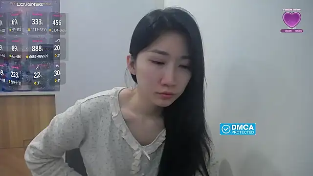 Asiagirll online show from December 16, 2025, 5:07 pm