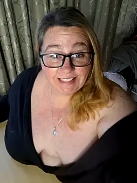 Iceprincess2bad4u online show from October 1, 2025, 4:13 pm