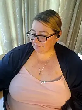 Iceprincess2bad4u online show from May 30, 2026, 6:21 am