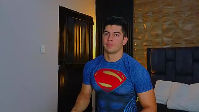 FelipeAndMarcello3 online show from February 10, 2025, 10:40 pm