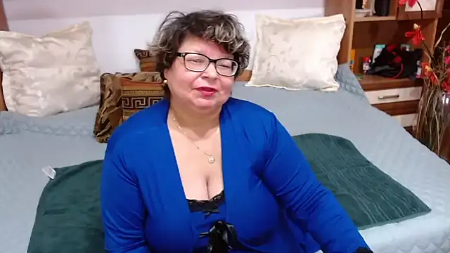 SweetMommaX online show from December 24, 2024, 10:33 am