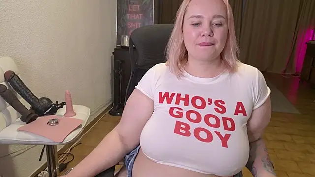 MargotGrey online show from February 7, 2026, 9:18 pm