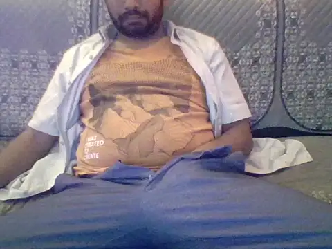 Snapshot of redvelvet_4 chatting on February 6, 2025, 2:15 pm redvelvet 4 online show from February 6, 2025, 2:15 pm