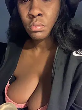 Snapshot of Foreignthababyy chatting on September 25, 2025, 12:53 pm Foreignthababyy online show from September 25, 2025, 12:53 pm