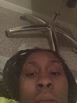 Snapshot of Foreignthababyy chatting on November 30, 2025, 5:22 am Foreignthababyy online show from November 30, 2025, 5:22 am