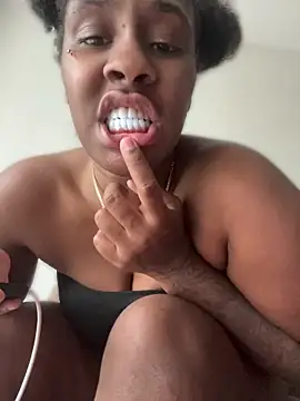 Foreignthababyy online show from April 27, 2026, 5:22 pm