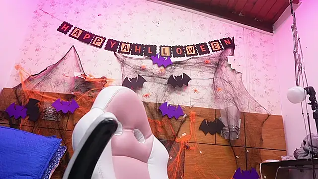 Snapshot of mssburbuja chatting on October 26, 2025, 3:12 am mssburbuja online show from October 26, 2025, 3:12 am