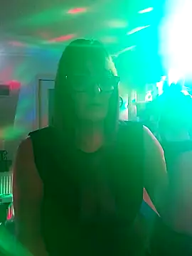 Snapshot of COUPLE4VOYEUR01 chatting on February 15, 2025, 8:33 pm COUPLE4VOYEUR01 online show from February 15, 2025, 8:33 pm