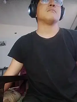 Snapshot of Mghty-cockl88 chatting on March 2, 2026, 1:07 pm Mghty-cockl88 online show from March 2, 2026, 1:07 pm