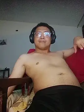 Snapshot of Mghty-cockl88 chatting on March 3, 2026, 1:12 am Mghty-cockl88 online show from March 3, 2026, 1:12 am