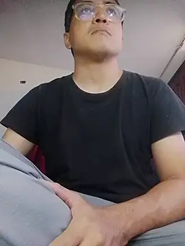 Snapshot of Mghty-cockl88 chatting on April 2, 2026, 1:42 pm Mghty-cockl88 online show from April 2, 2026, 1:42 pm