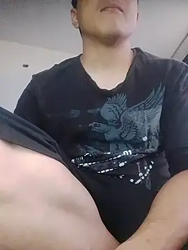 Snapshot of Mghty-cockl88 chatting on April 3, 2026, 1:42 pm Mghty-cockl88 online show from April 3, 2026, 1:42 pm