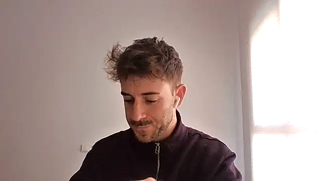 vargas90 online show from November 10, 2025, 10:47 am