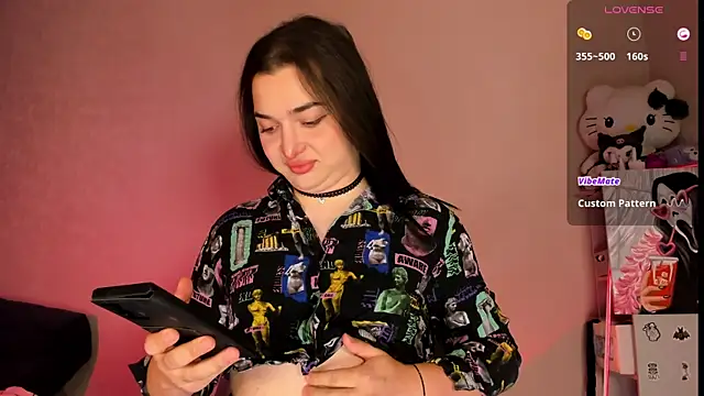 YsabellViveris online show from March 17, 2025, 11:10 am