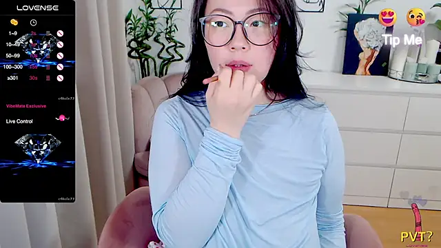 Snapshot of Sunam01 chatting on November 29, 2025, 10:07 am Sunam01 online show from November 29, 2025, 10:07 am