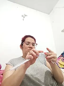 karlythothxh online show from April 4, 2026, 2:36 pm