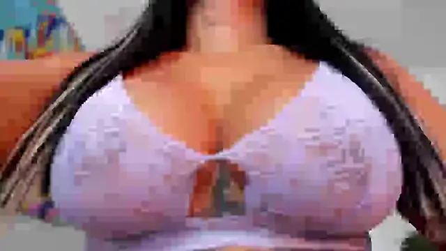 rosalia-04 online show from January 10, 2025, 7:32 pm