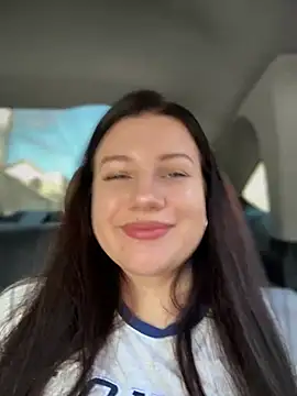 likaxxx online show from March 8, 2025, 8:33 am