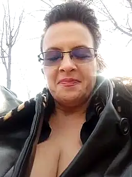 Snapshot of RebeccaNoble chatting on March 7, 2025, 12:56 pm RebeccaNoble online show from March 7, 2025, 12:56 pm