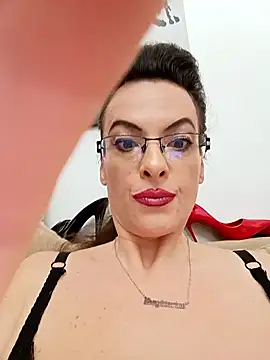 Snapshot of RebeccaNoble chatting on January 9, 2026, 12:02 am RebeccaNoble online show from January 9, 2026, 12:02 am