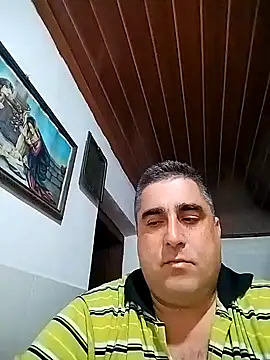 ADRIAN ADI40 online show from January 26, 2025, 7:10 am