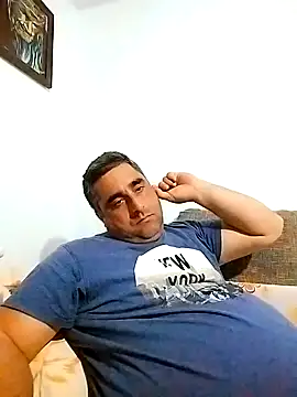 ADRIAN ADI40 online show from February 10, 2025, 8:53 pm