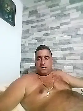 ADRIAN ADI40 online show from September 27, 2025, 8:25 pm