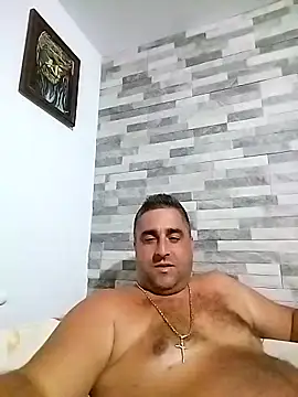 ADRIAN ADI40 online show from September 29, 2025, 7:40 pm