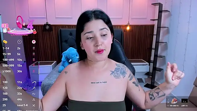 Snapshot of BIANCAROY1 chatting on September 8, 2025, 6:40 pm BIANCAROY1 online show from September 8, 2025, 6:40 pm
