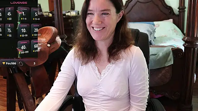 Snapshot of thornburyrose chatting on January 14, 2025, 7:53 pm thornburyrose online show from January 14, 2025, 7:53 pm