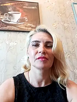 Snapshot of JennyOMay chatting on May 9, 2026, 4:06 am JennyOMay online show from May 9, 2026, 4:06 am