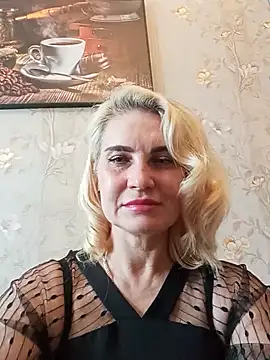 Snapshot of JennyOMay chatting on May 13, 2026, 3:26 am JennyOMay online show from May 13, 2026, 3:26 am