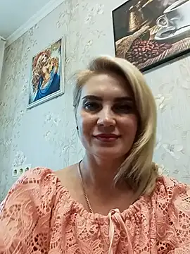 Snapshot of JennyOMay chatting on June 11, 2026, 4:32 am JennyOMay online show from June 11, 2026, 4:32 am